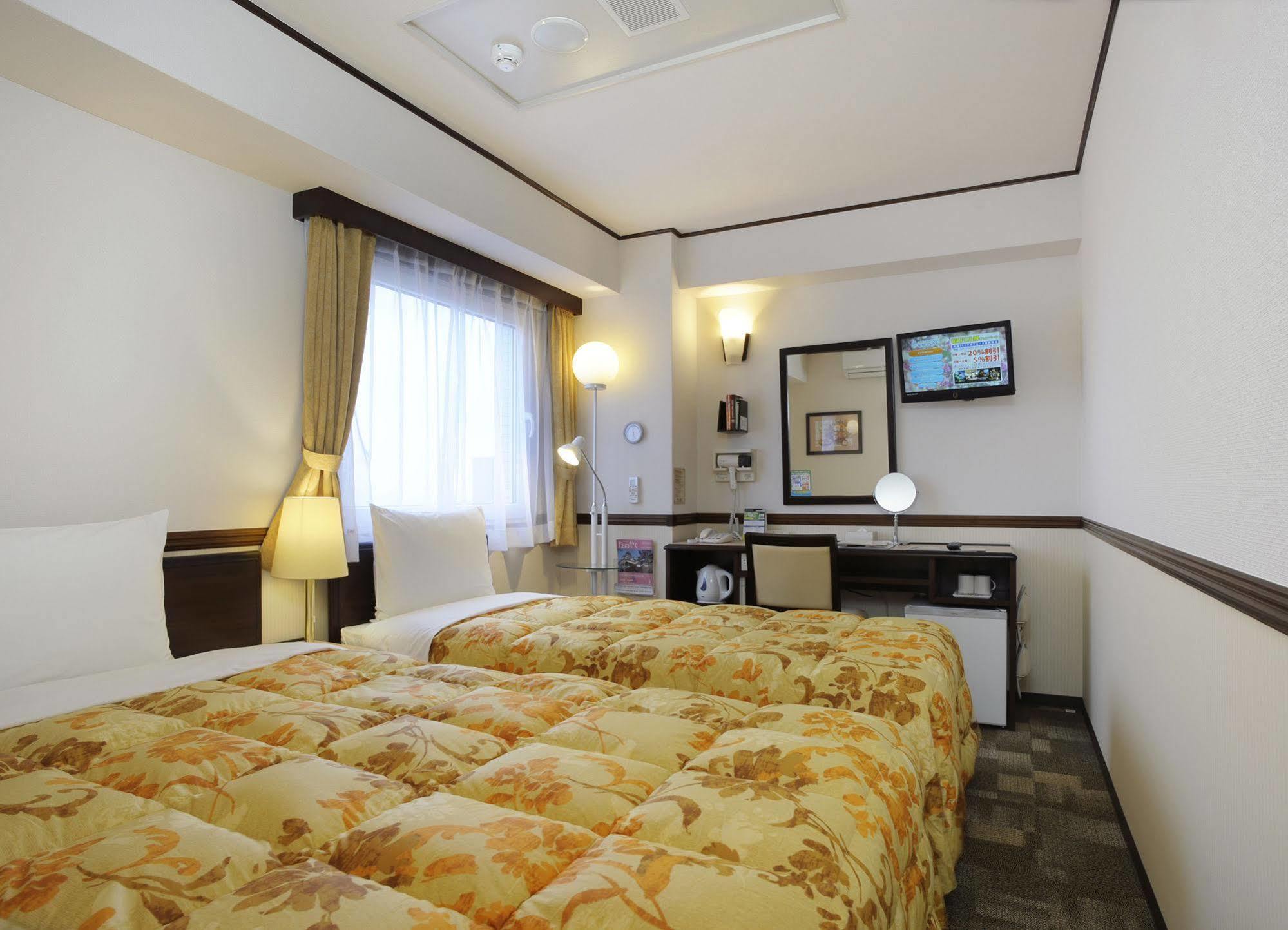 Toyoko Inn Ichinoseki Ekimae Экстерьер фото