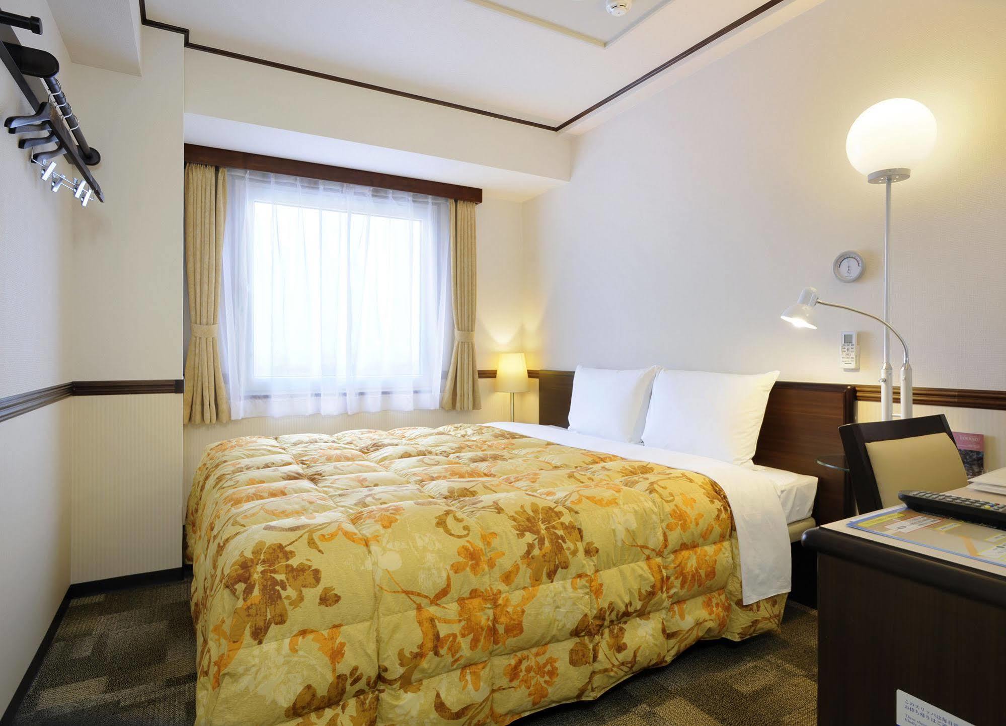 Toyoko Inn Ichinoseki Ekimae Экстерьер фото