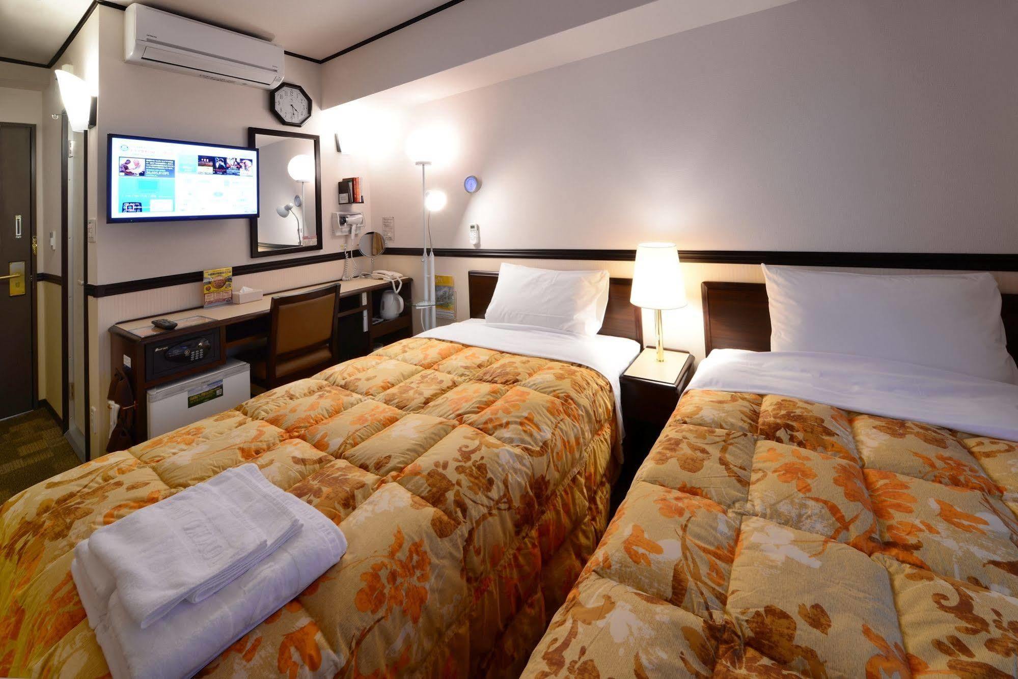 Toyoko Inn Ichinoseki Ekimae Экстерьер фото